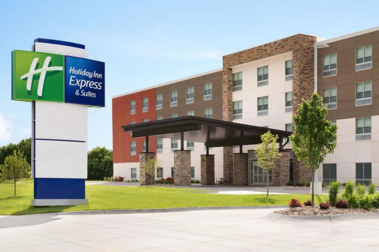 Holiday Inn Express & Suites Charlottesville By Ihg ภายนอก รูปภาพ