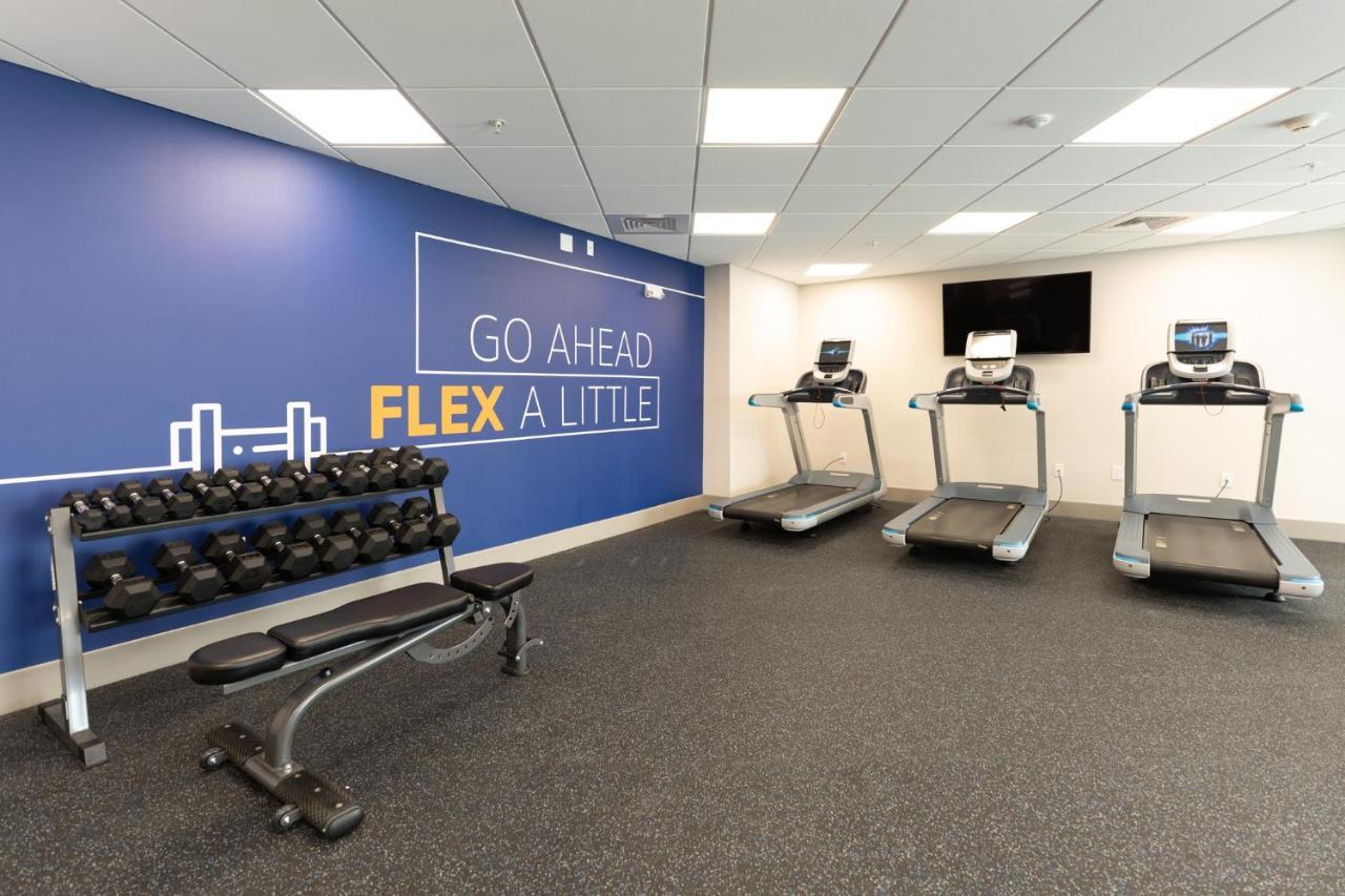 Holiday Inn Express & Suites Charlottesville By Ihg ภายนอก รูปภาพ
