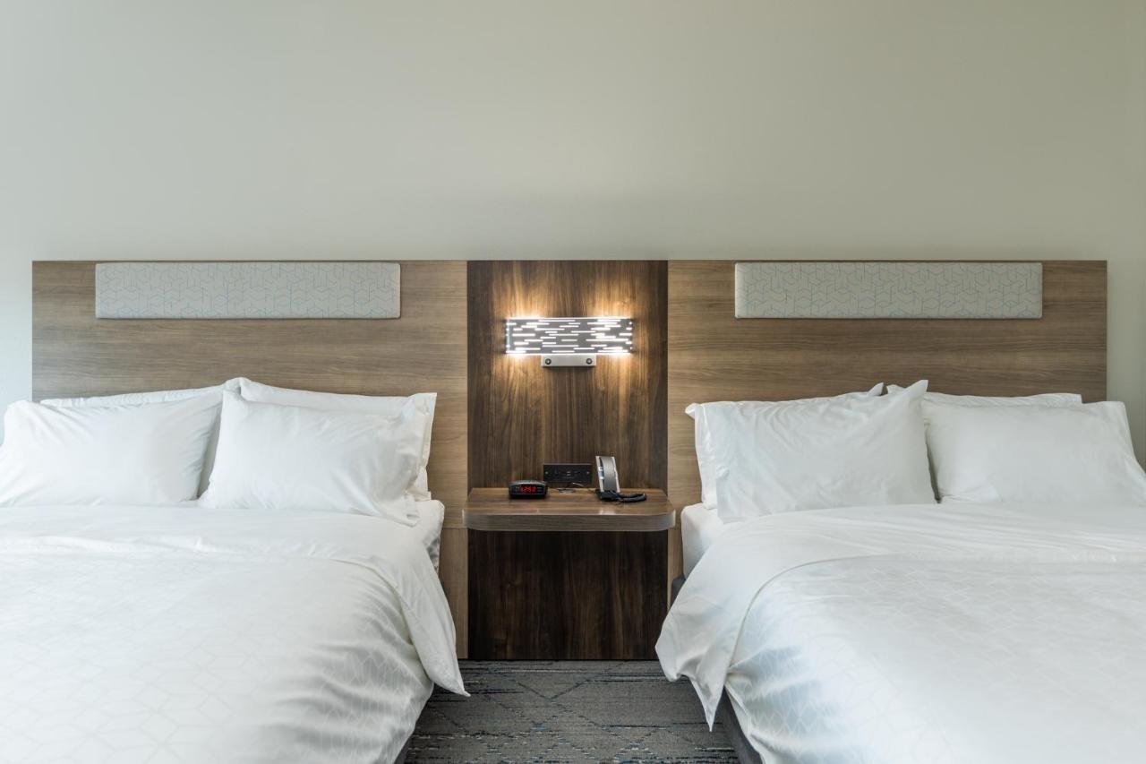 Holiday Inn Express & Suites Charlottesville By Ihg ภายนอก รูปภาพ