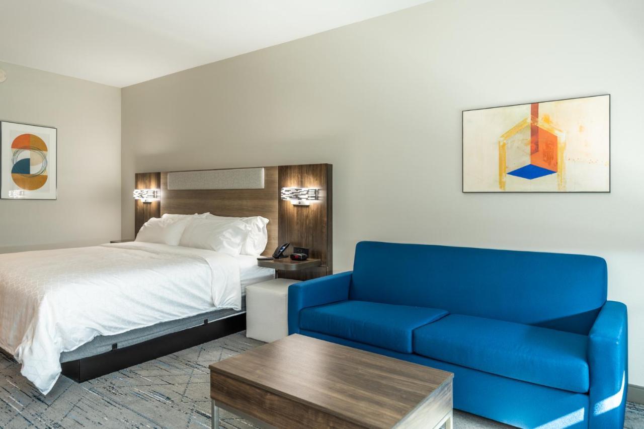Holiday Inn Express & Suites Charlottesville By Ihg ภายนอก รูปภาพ