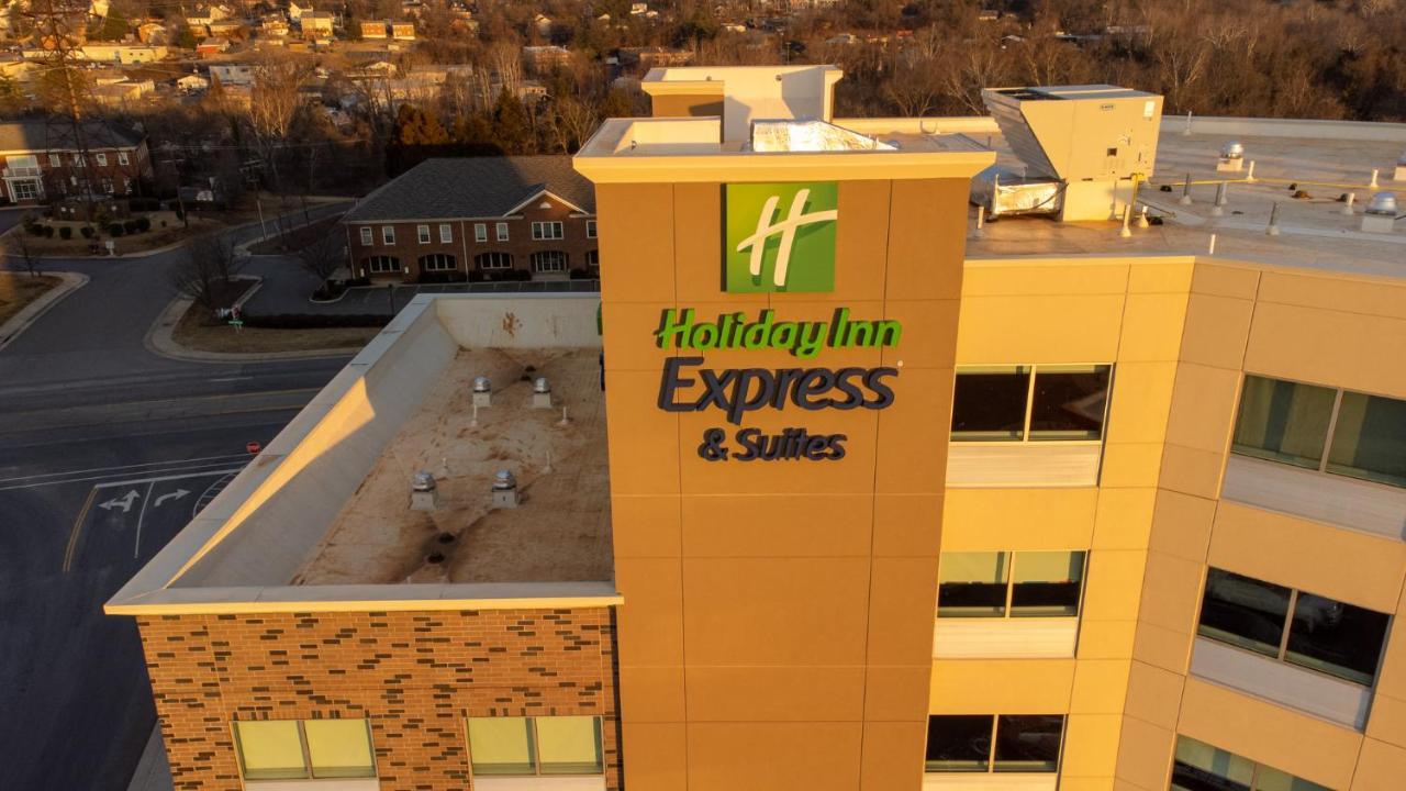 Holiday Inn Express & Suites Charlottesville By Ihg ภายนอก รูปภาพ