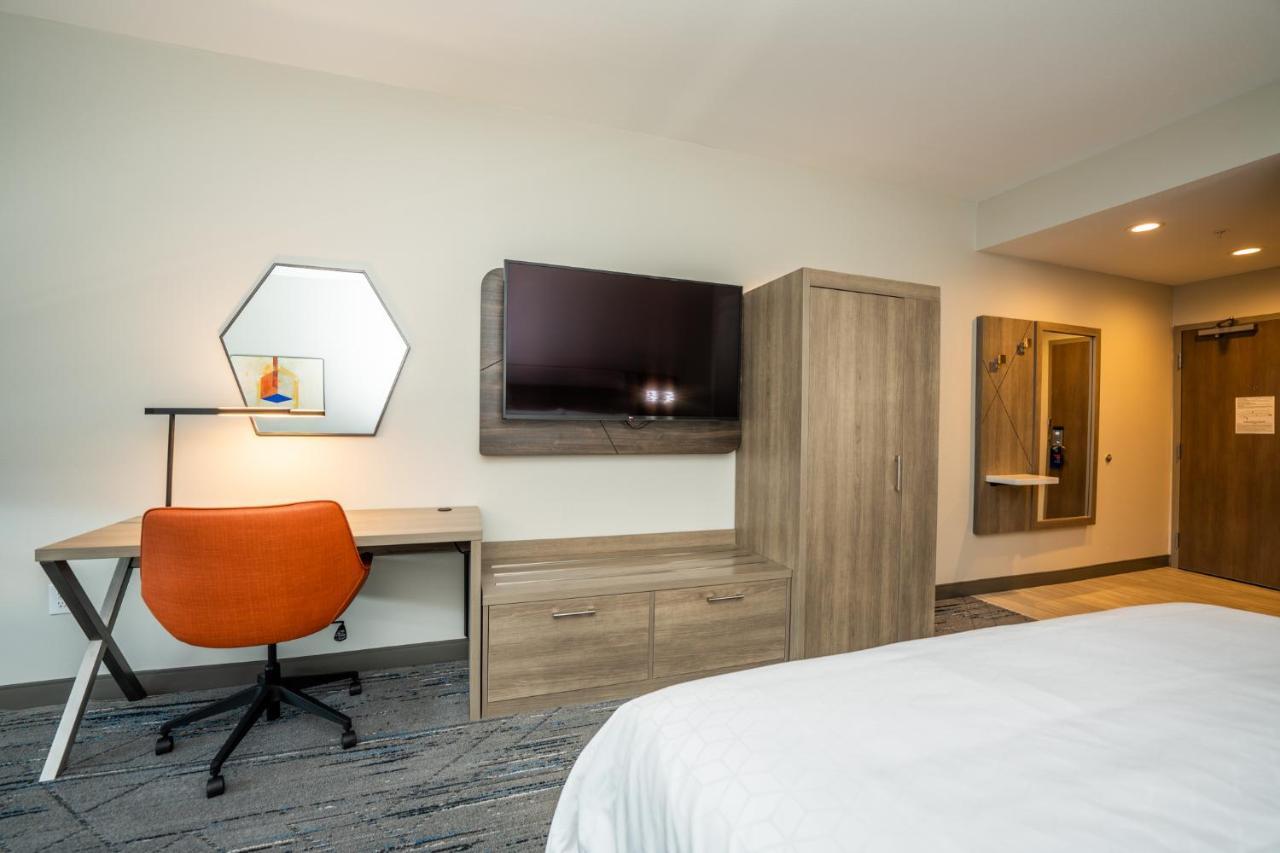 Holiday Inn Express & Suites Charlottesville By Ihg ภายนอก รูปภาพ