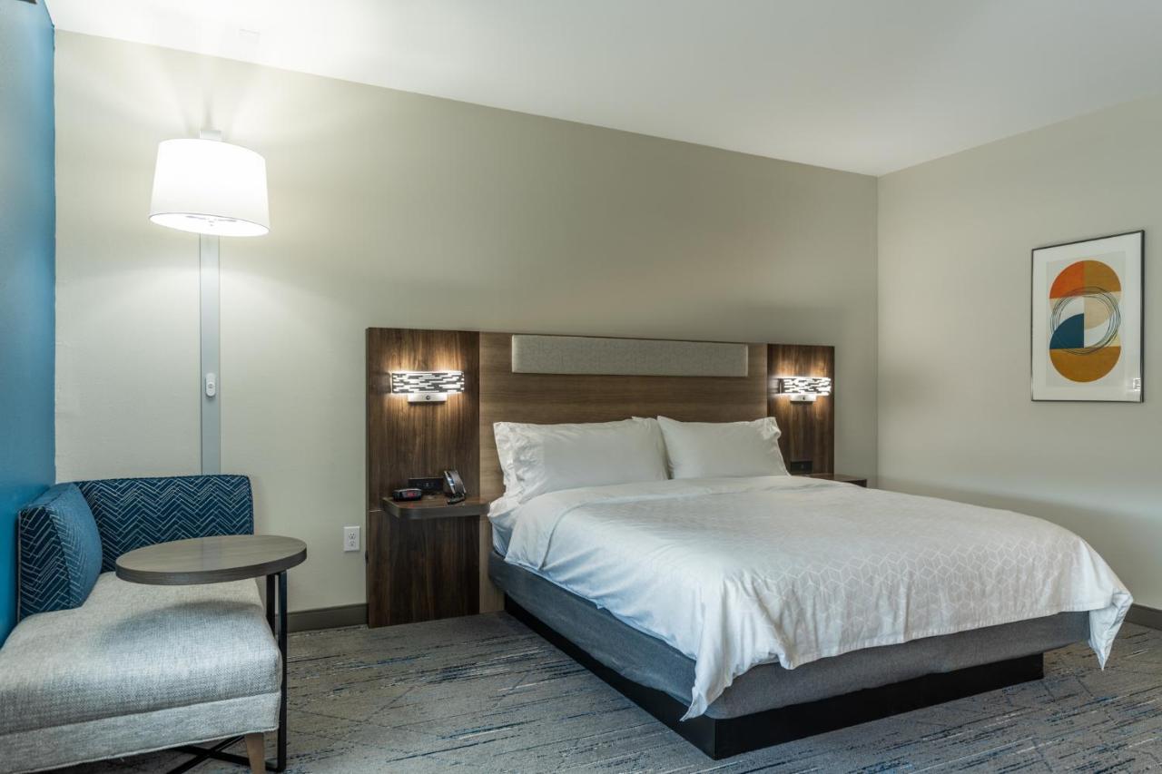 Holiday Inn Express & Suites Charlottesville By Ihg ภายนอก รูปภาพ