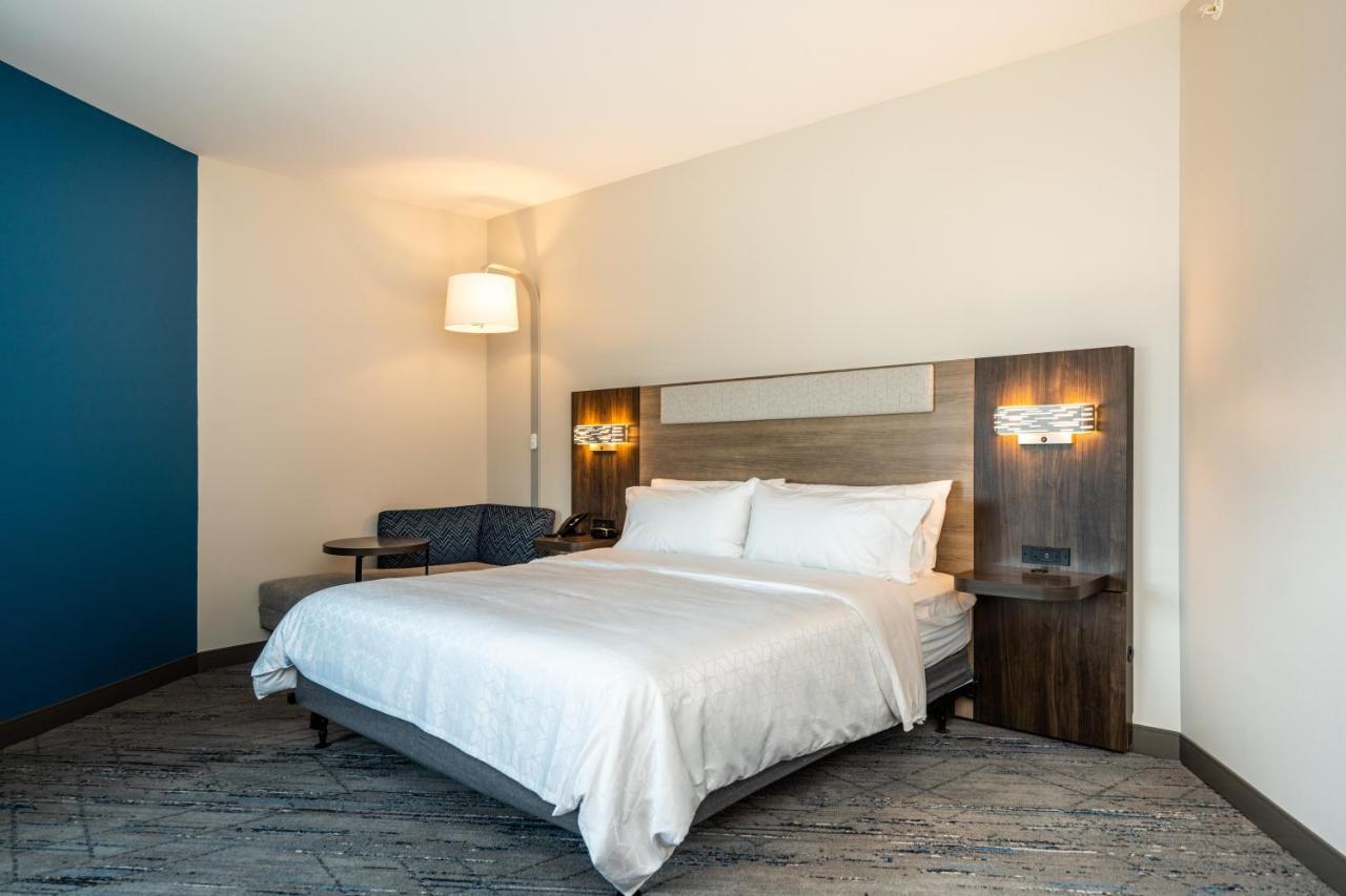 Holiday Inn Express & Suites Charlottesville By Ihg ภายนอก รูปภาพ