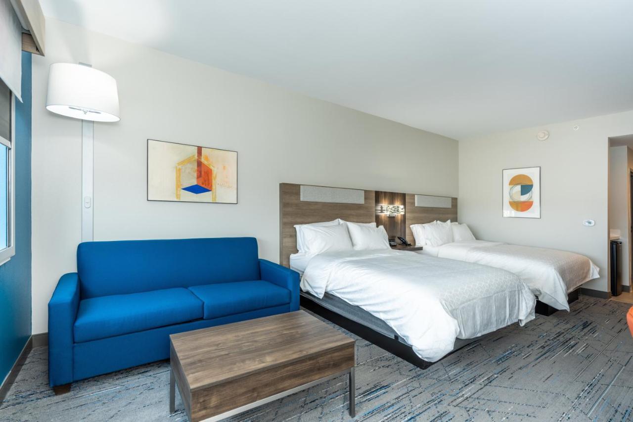 Holiday Inn Express & Suites Charlottesville By Ihg ภายนอก รูปภาพ