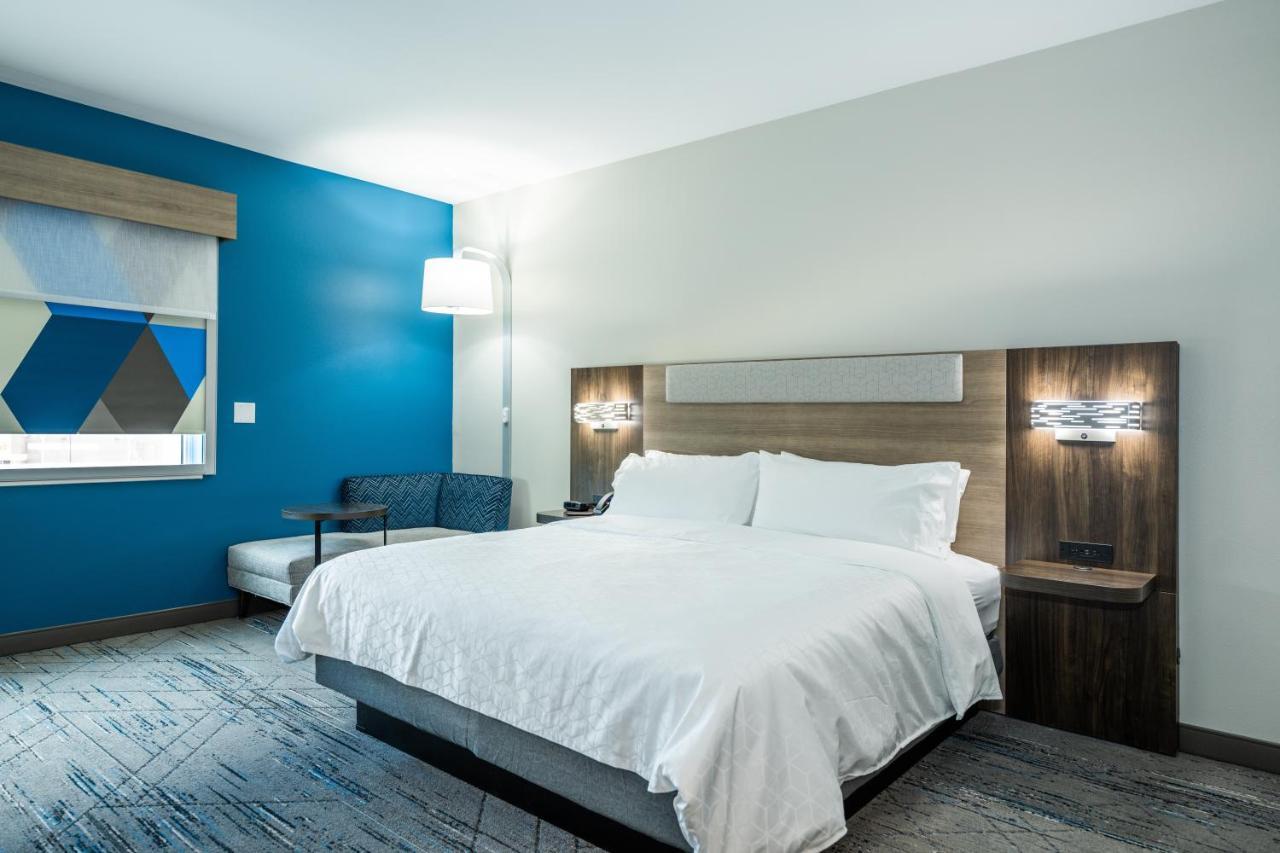 Holiday Inn Express & Suites Charlottesville By Ihg ภายนอก รูปภาพ