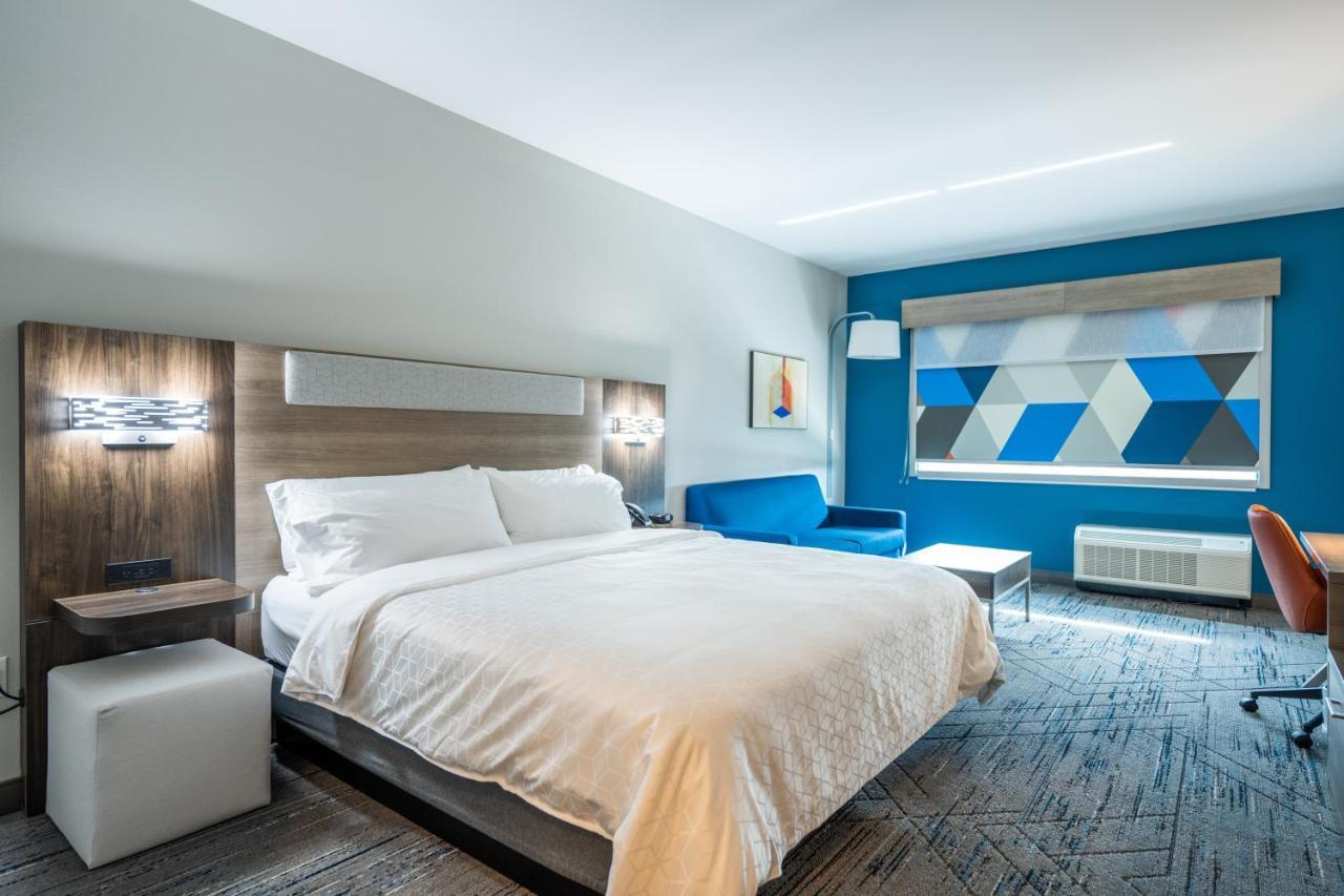 Holiday Inn Express & Suites Charlottesville By Ihg ภายนอก รูปภาพ